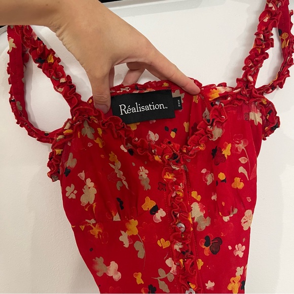 Realisation Par Juliet Dress in Rouge Fleur - Picture 4 of 5